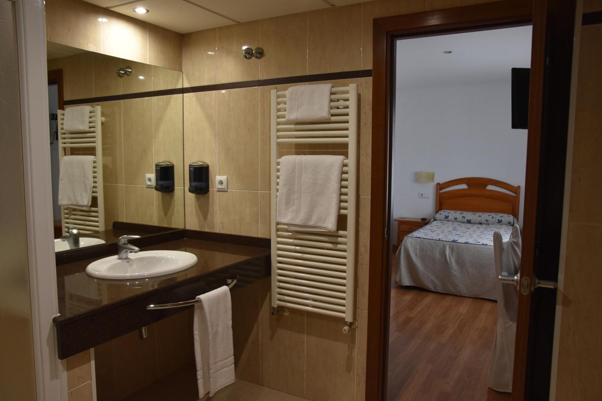 Aparthotel Tres Caminos エル・グラオ エクステリア 写真
